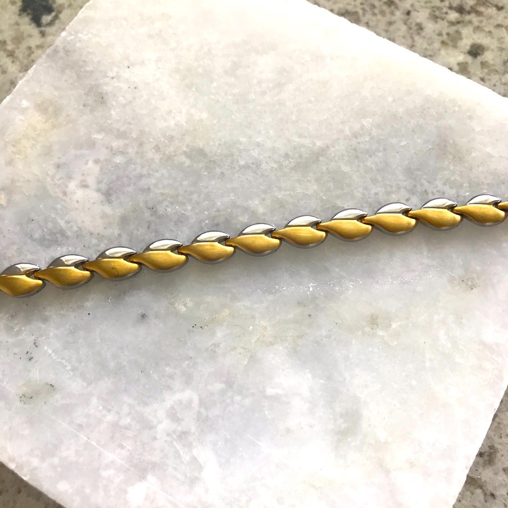 Stainless steal two tone magnetic heart bracelet